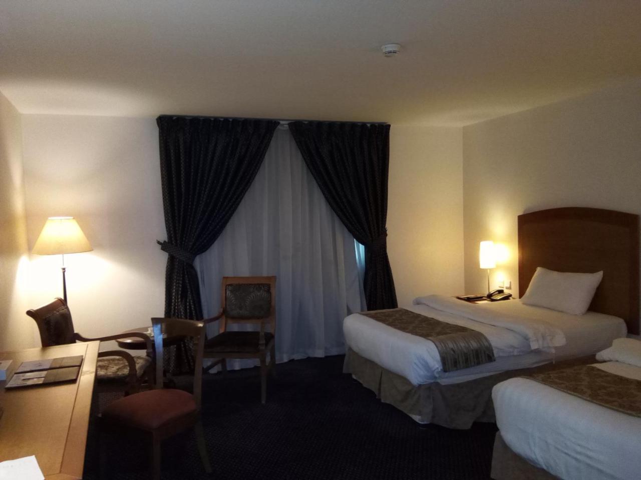 Hala Hotel Эль-Хубар Экстерьер фото
