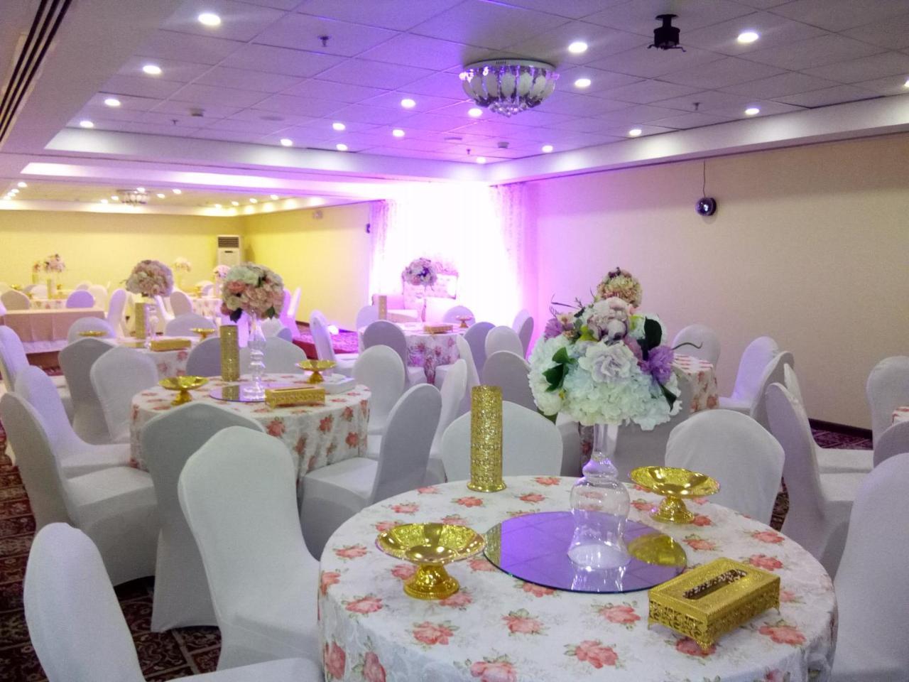 Hala Hotel Эль-Хубар Экстерьер фото